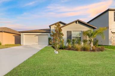 Main picture of 5460 Blue Azure Dr
