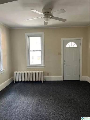 Main picture of 8 W Abbott St