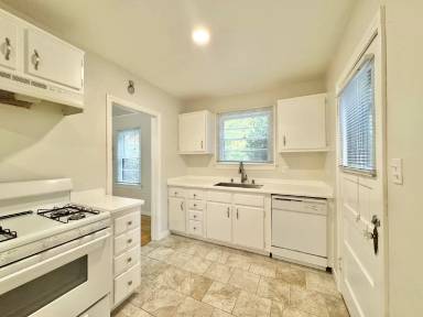 Main picture of 2615 E St