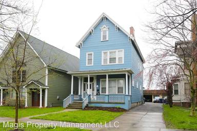 Main picture of 766 Columbus Pkwy