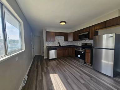 Main picture of 1705 Texas Ave NE