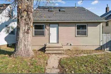 Main picture of 872 Center Point Rd NE