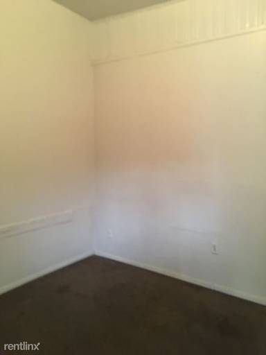 Main picture of 1627 E Missouri Ave