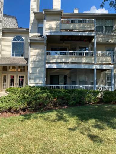 Main picture of 301 Trinity Ct