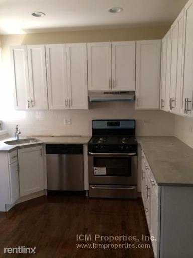 Main picture of 1819 W Leland Ave & 4653 N Wolcott Ave Apartments