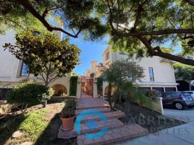 Main picture of 1411 Robinson Ave