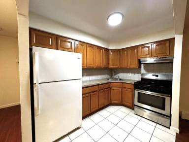 Main picture of 6676 69th St