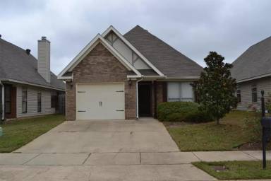 Main picture of 6633 Ridgeview Cir
