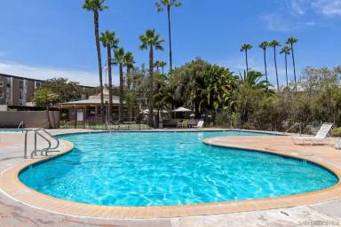 Main picture of Pacific Isle Condominiums