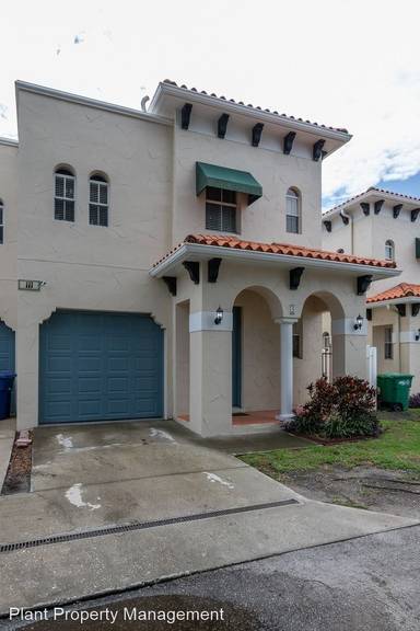 Main picture of 111 S Melville Ave