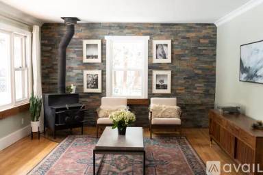 Main picture of 2952 Conifer Cir