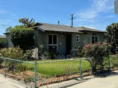 Main picture of 360 E Mountain View St