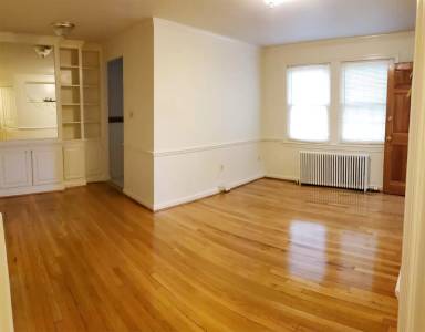 Main picture of 918 S Patrick St