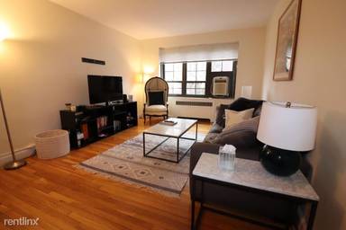 Main picture of 239 Tappan St