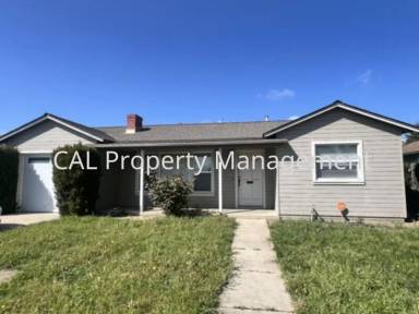 Main picture of 305 Elwood St