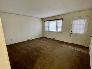 Main picture of 3209 W Washita St