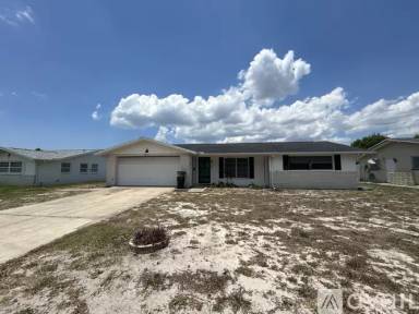 Main picture of 7931 Valmy Ln