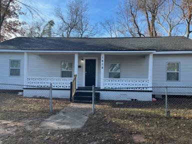 Main picture of 1419 Golden St