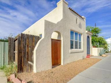 Main picture of 1333 E Broadway Blvd