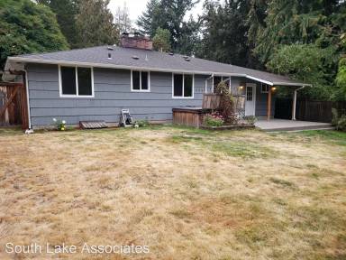 Main picture of 19515 Fremont Ave N