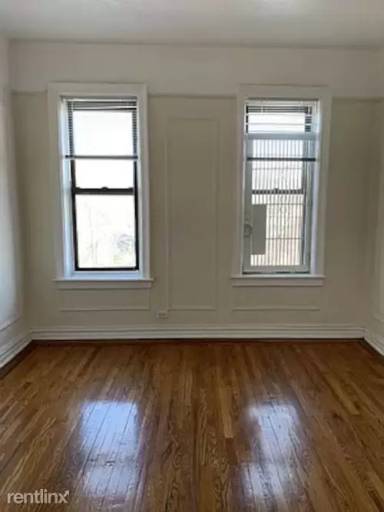 Main picture of 116 W 238th St