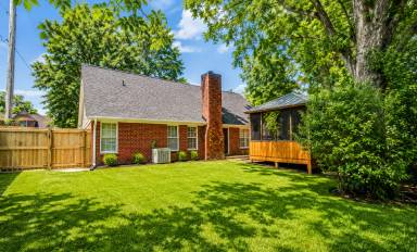 Main picture of 8483 Timber Creek Dr
