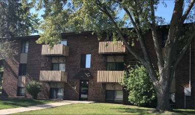Main picture of 2114 S Schaefer St