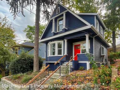 Main picture of 1811 E Howell St