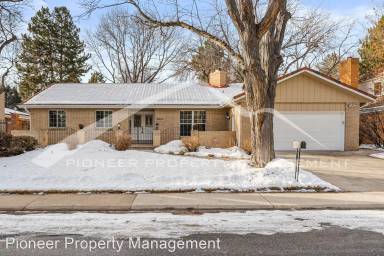 Main picture of 3651 S Newport Way