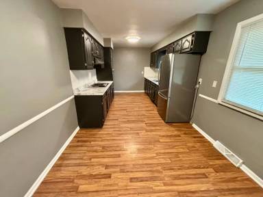 Main picture of 1205 N Tillotson Ave