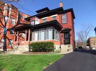 Main picture of 3434 Telford St