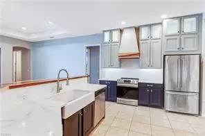 Main picture of 2538 Ashbury Cir