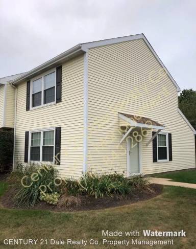 Main picture of 20 Williamstown Cir