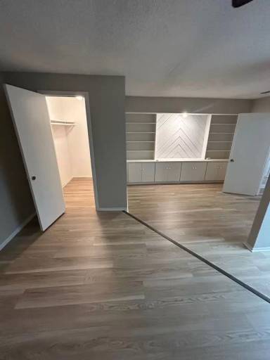 Main picture of 15711 Kingscrest Cir