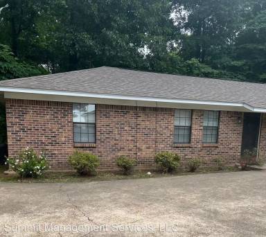 Main picture of 1400 Chickasaw Rd