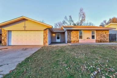 Main picture of 1901 Oakmeadows Dr