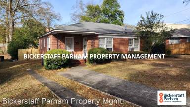 Main picture of 1305 S Dixon Dr