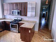Main picture of 4715 S Michigan Ave
