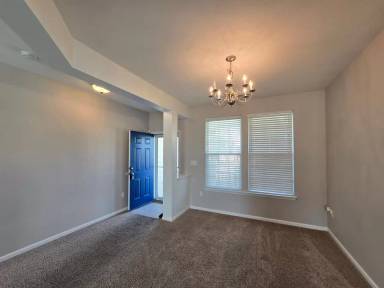 Main picture of 1414 Charlotte St