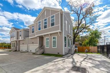 Main picture of 5610 Patrick St