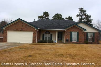 Main picture of 2527 Winterville Dr