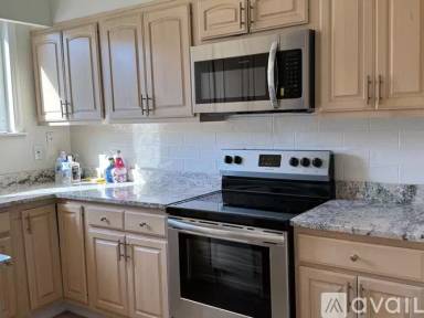 Main picture of 2728 W Cheltenham Ave