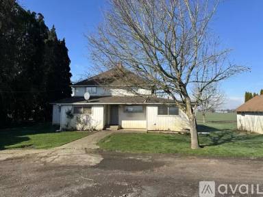 Main picture of 10529 Geschwill Ln NE