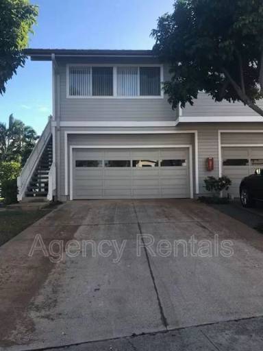 Main picture of 92-1465 Aliinui Dr