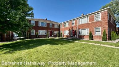 Main picture of 7240 W Burleigh St