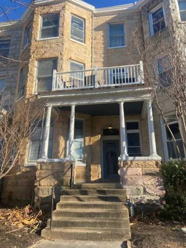 Main picture of 1618 Grove Ave