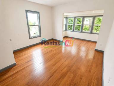 Main picture of 99 Alexander St Newark, NJ 07106