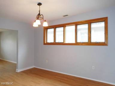 Main picture of 1838 N Fremont St