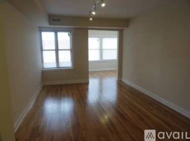 Main picture of 4844-58 N Drake Ave & 3537 W Ainslie St