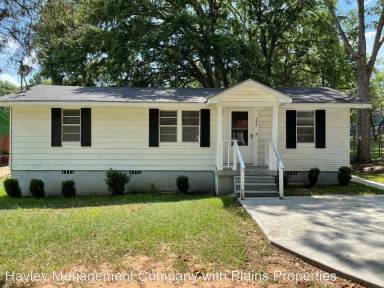 Main picture of 304 Darden St
